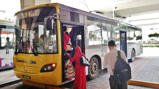 A Family-Friendly Guide on Getting to Johor from Singapore - Causeway Link Bus