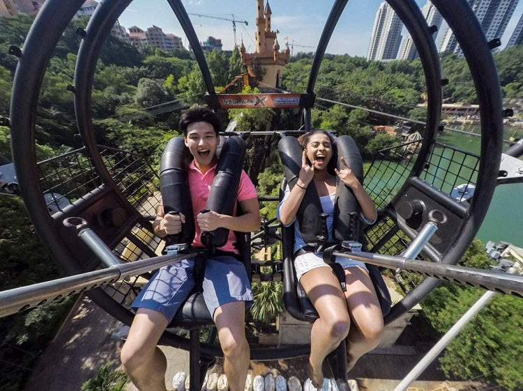 Sunway Lagoon Theme Park –Thrill Rides, Horror House & Wildlife Adventures!