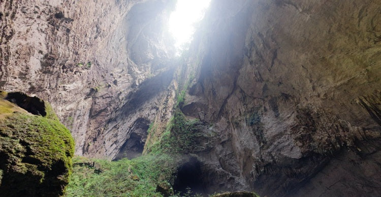 Hang Sơn Đoòng - Vietnam