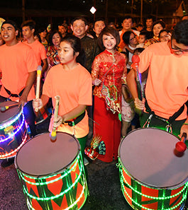 Mass Lantern Walk at Chinatown