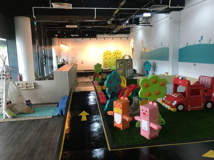 The Petite Park Indoor Playground