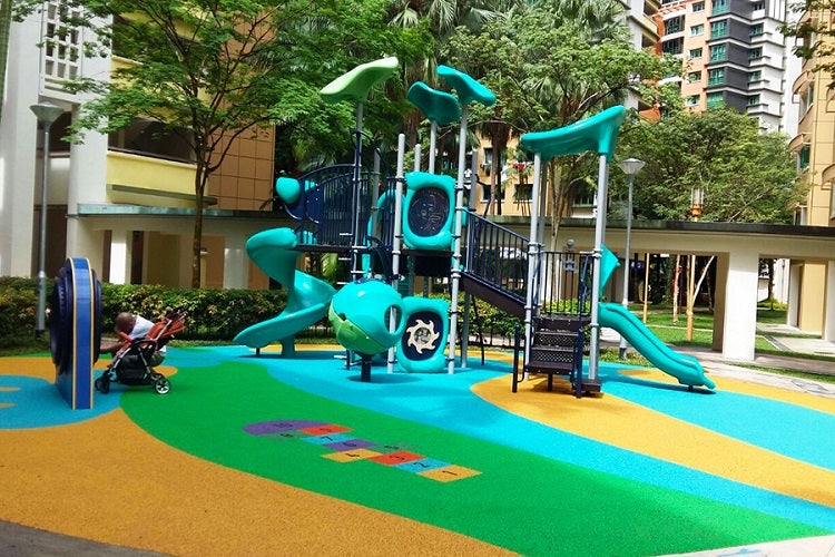 Free Outdoor Playgrounds in the North - Woodlands Drive 75