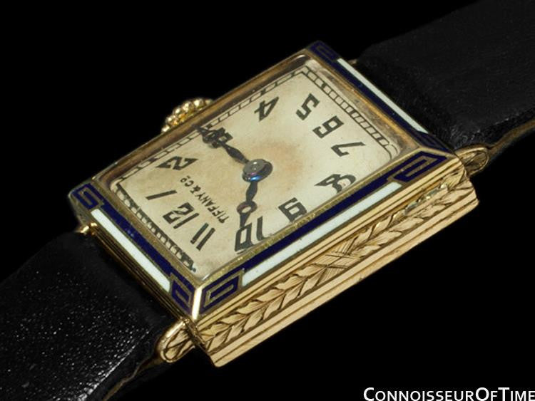 Co. Ladies Vintage Watch - 18K Gold 