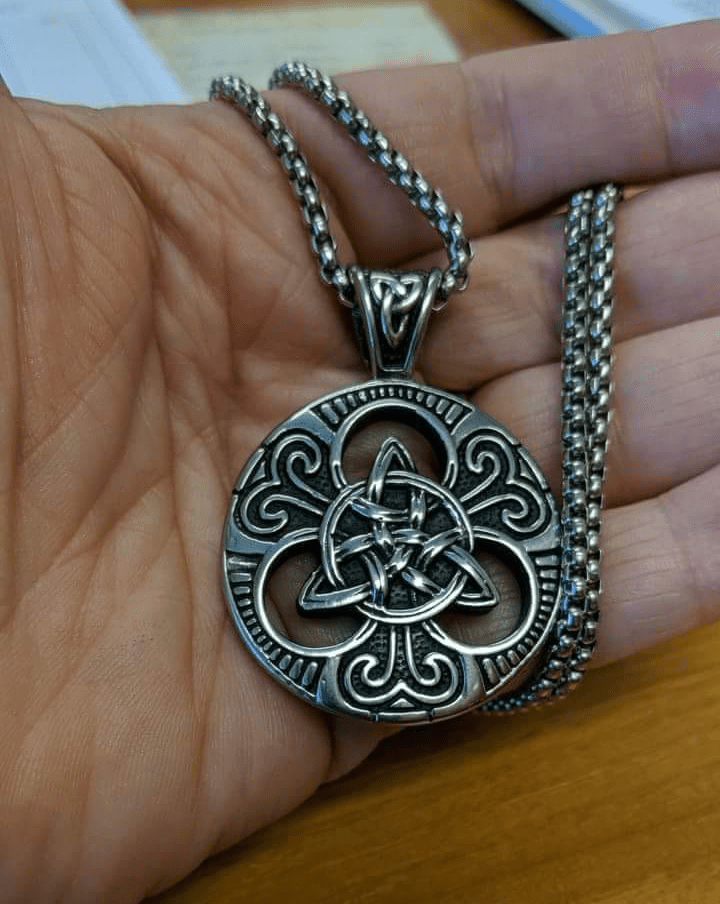 Celtic Triquetra Trinity Knot Stainless Steel Pendant – Tebuti