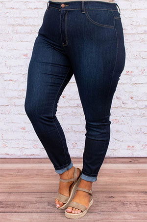 The 5 Best Jean Styles for Apple-Shaped Bodies – Chic Soul