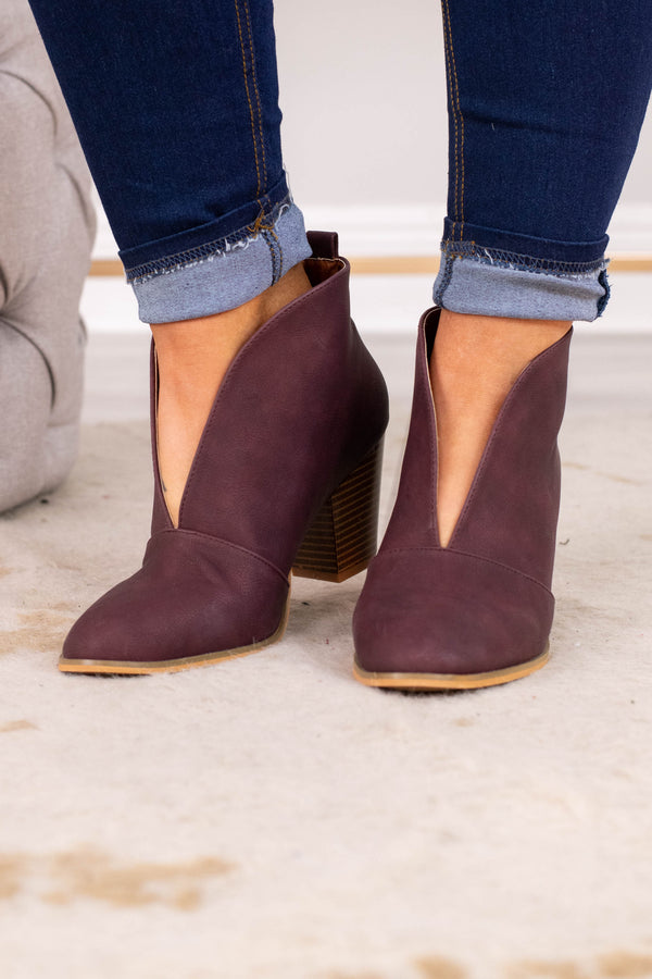 closed toe booties