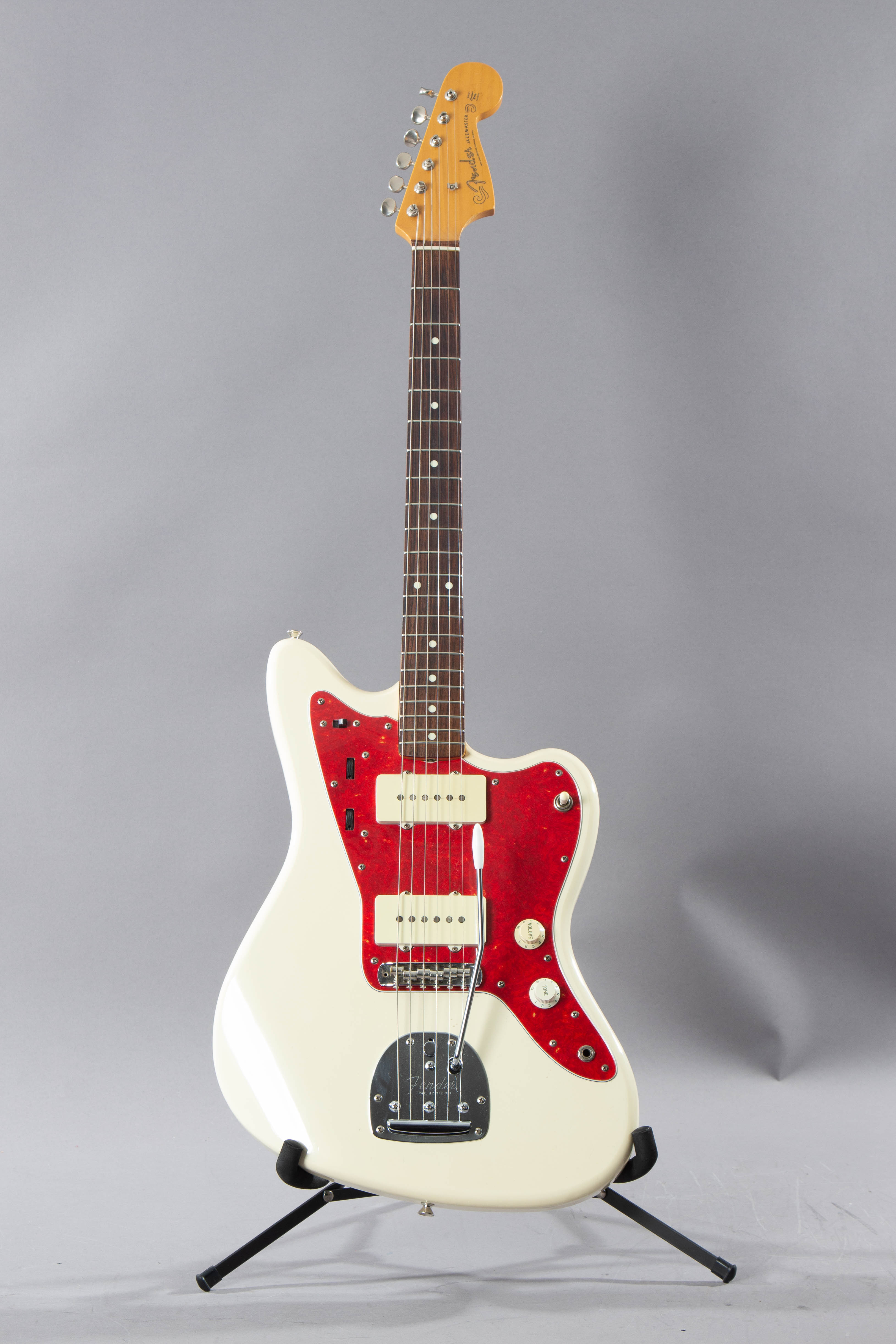 1995 Fender Japan MIJ JM66 Jazzmaster White | Guitar Chimp