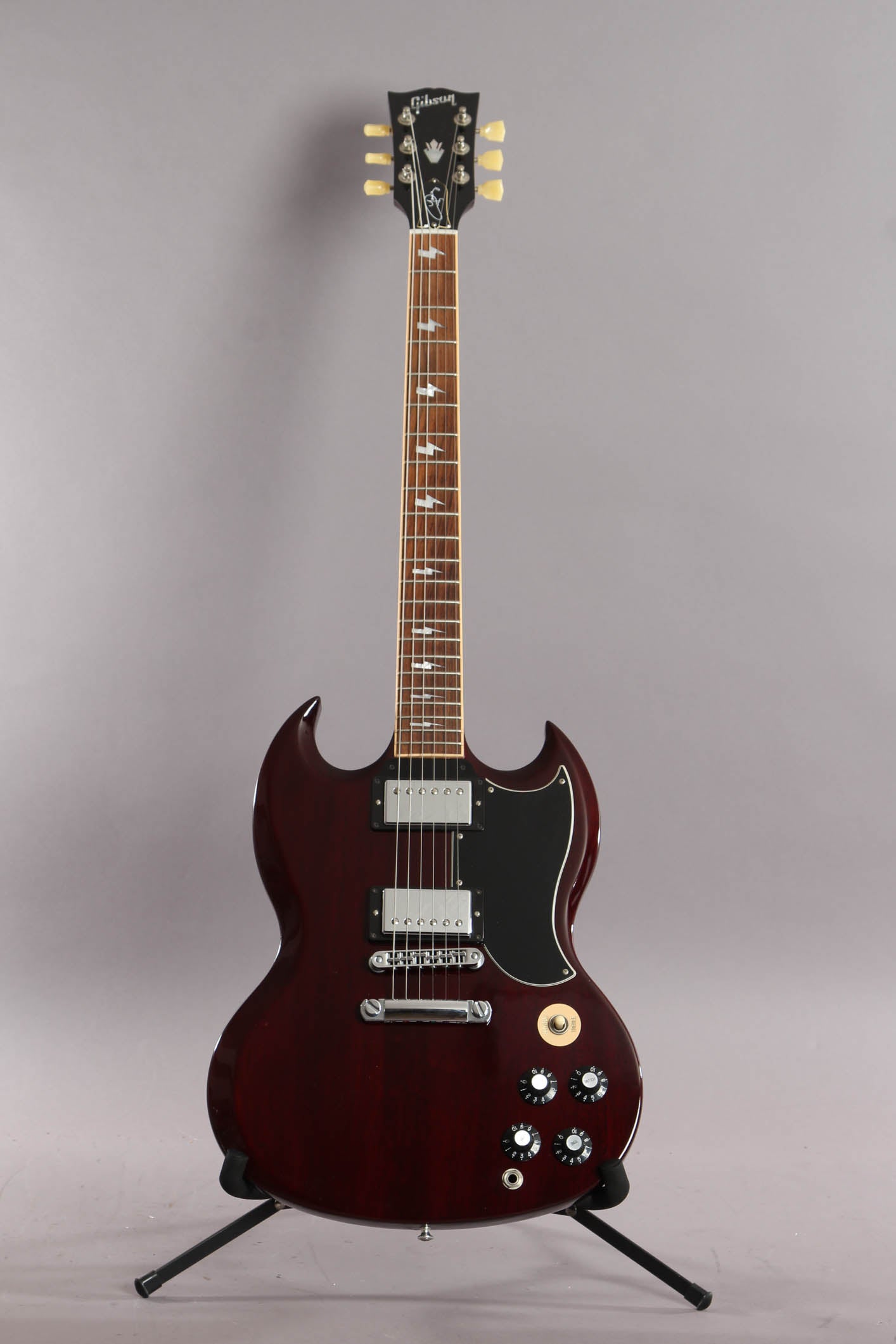 gibson sg angus young