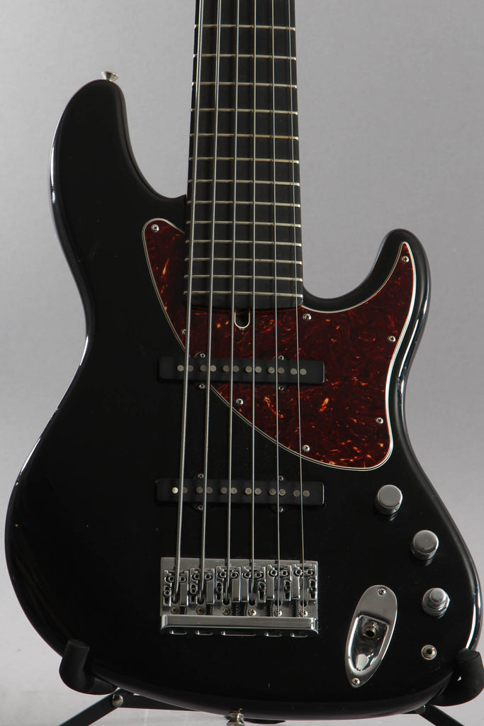2009 Fender Steve Bailey Jazz Bass VI 6-String Black.