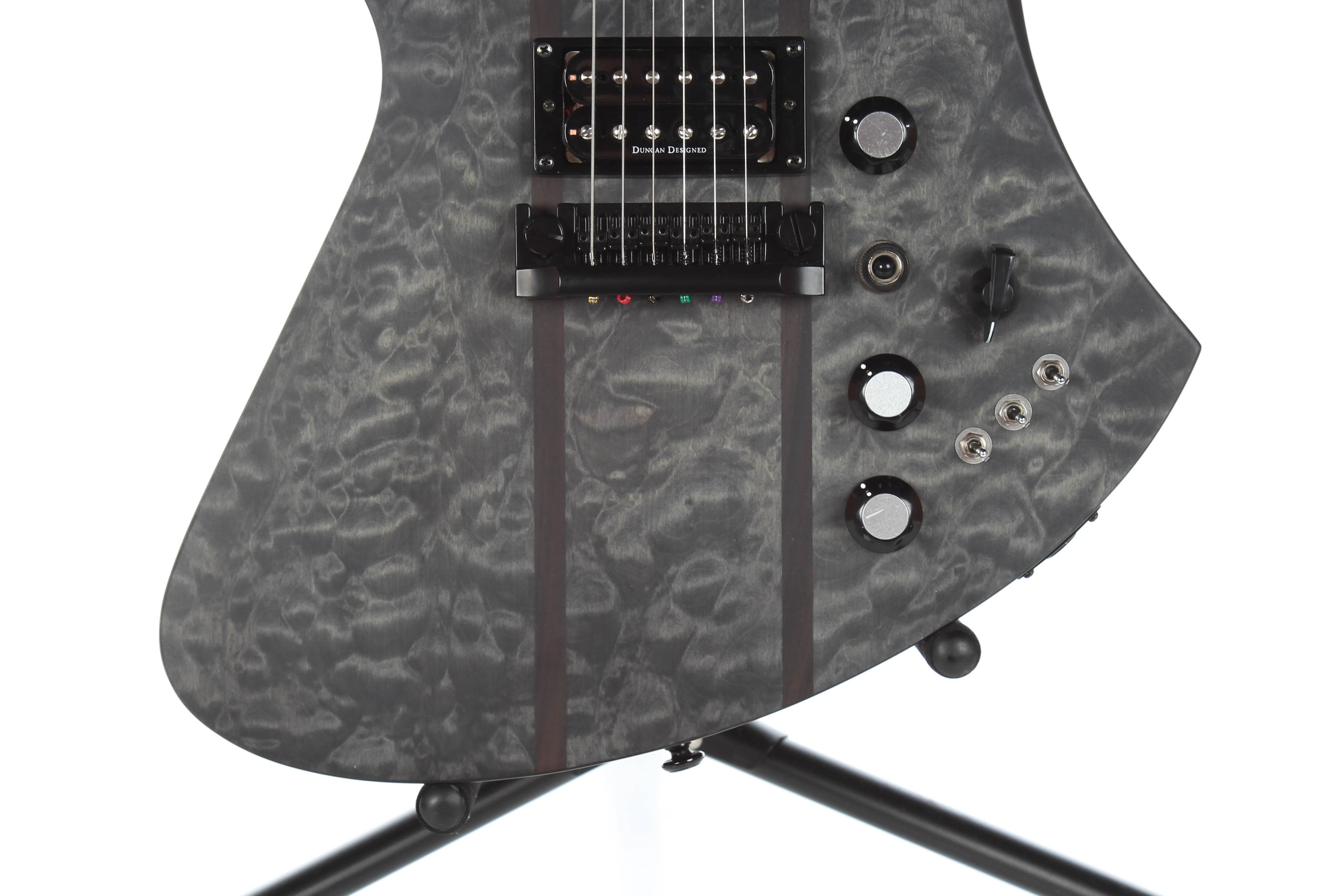 BC Rich Mockingbird STQ Satin Black Wash Quilted Maple | Guitar Chimp