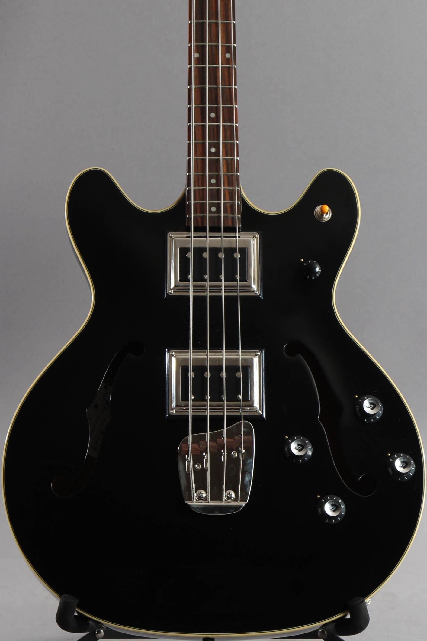 guild starfire bass black