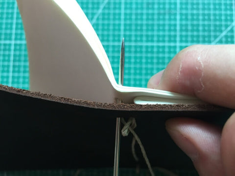 tutorial - make a leather journal 24