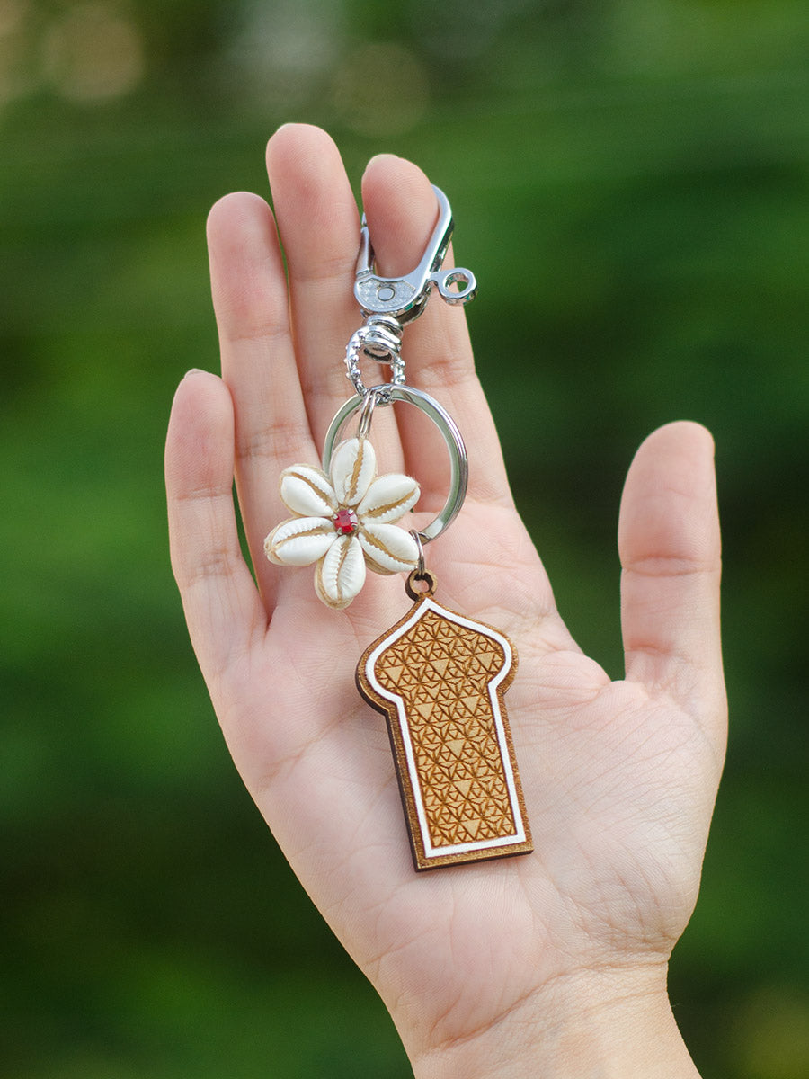 Boho Shell Keychain Bagcharm – Krafted with Happiness