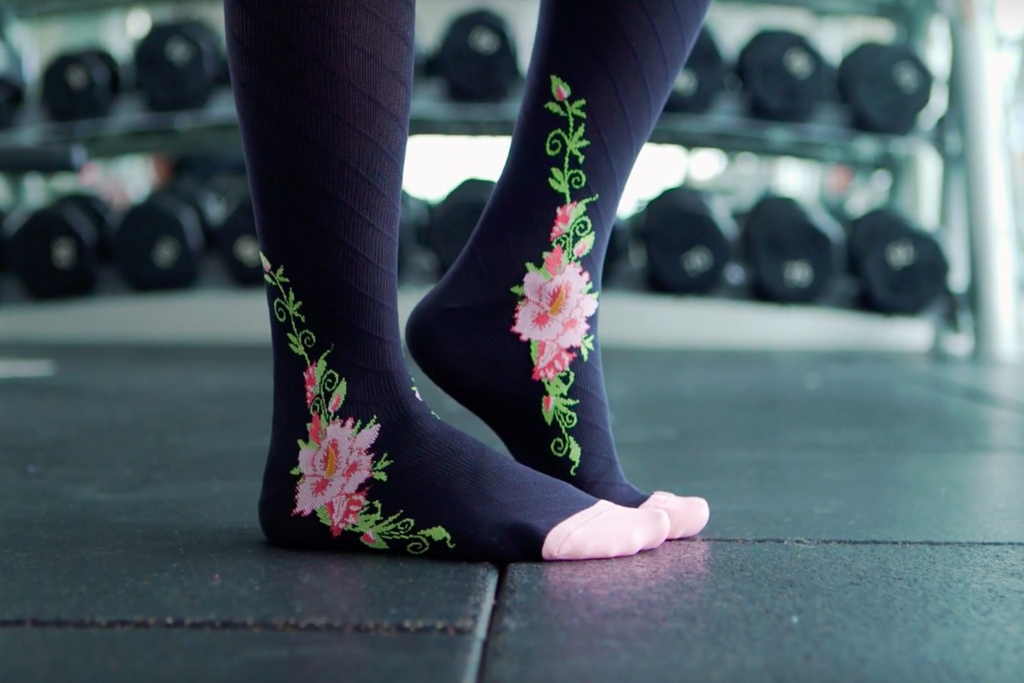 The Difference Between Calf Compression Sleeves and Full Length