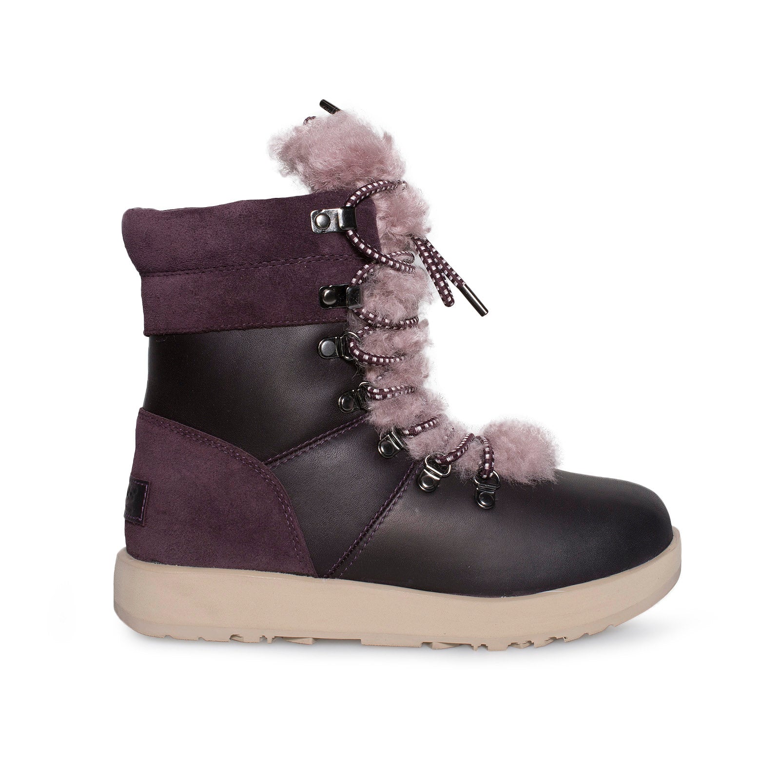 viki uggs