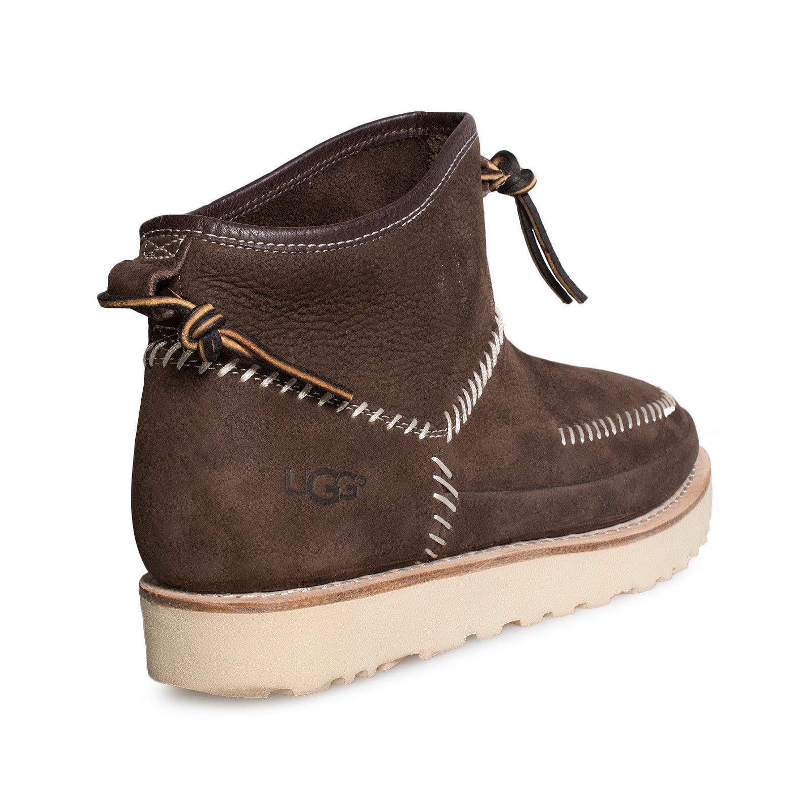 ugg campfire pull on boot