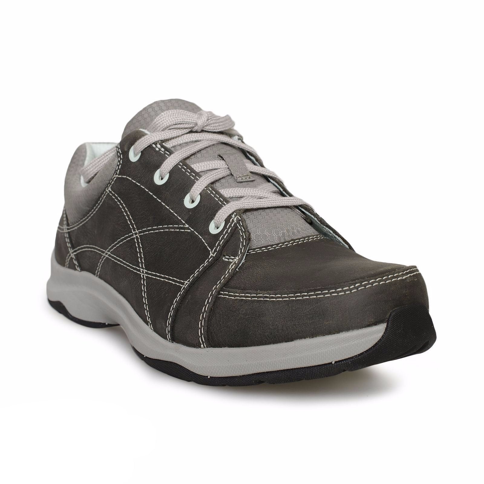 ahnu taraval walking shoe