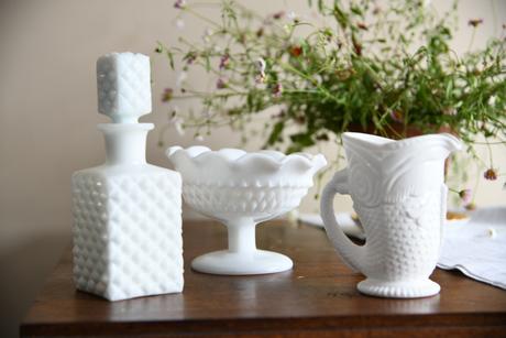 Collection Milk Glass