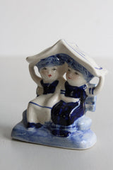 Delft Ornament Seated Couple