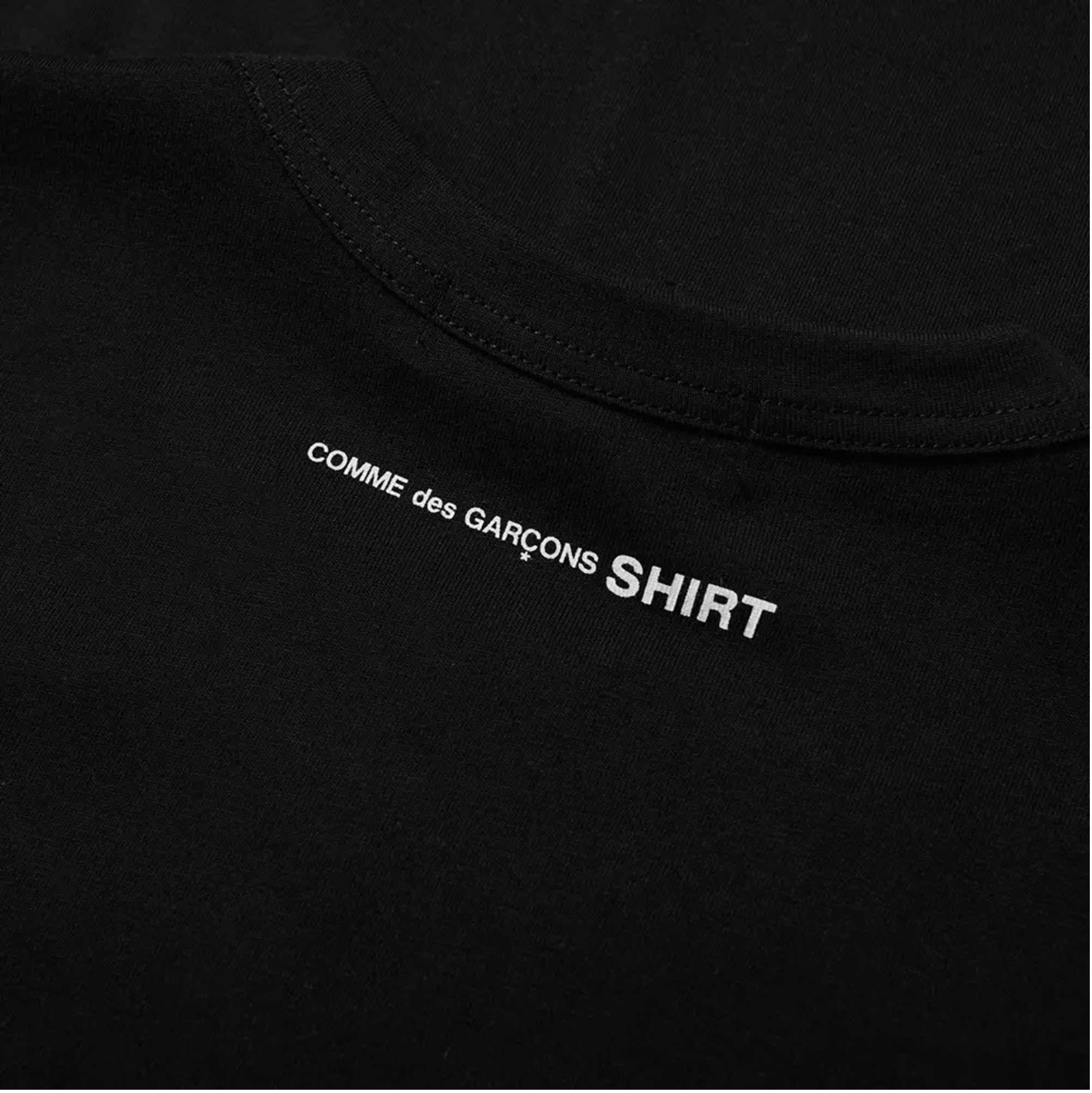 COMME des GAR ONS SHIRT Small Logo Back Long Sleeve Tee - Black