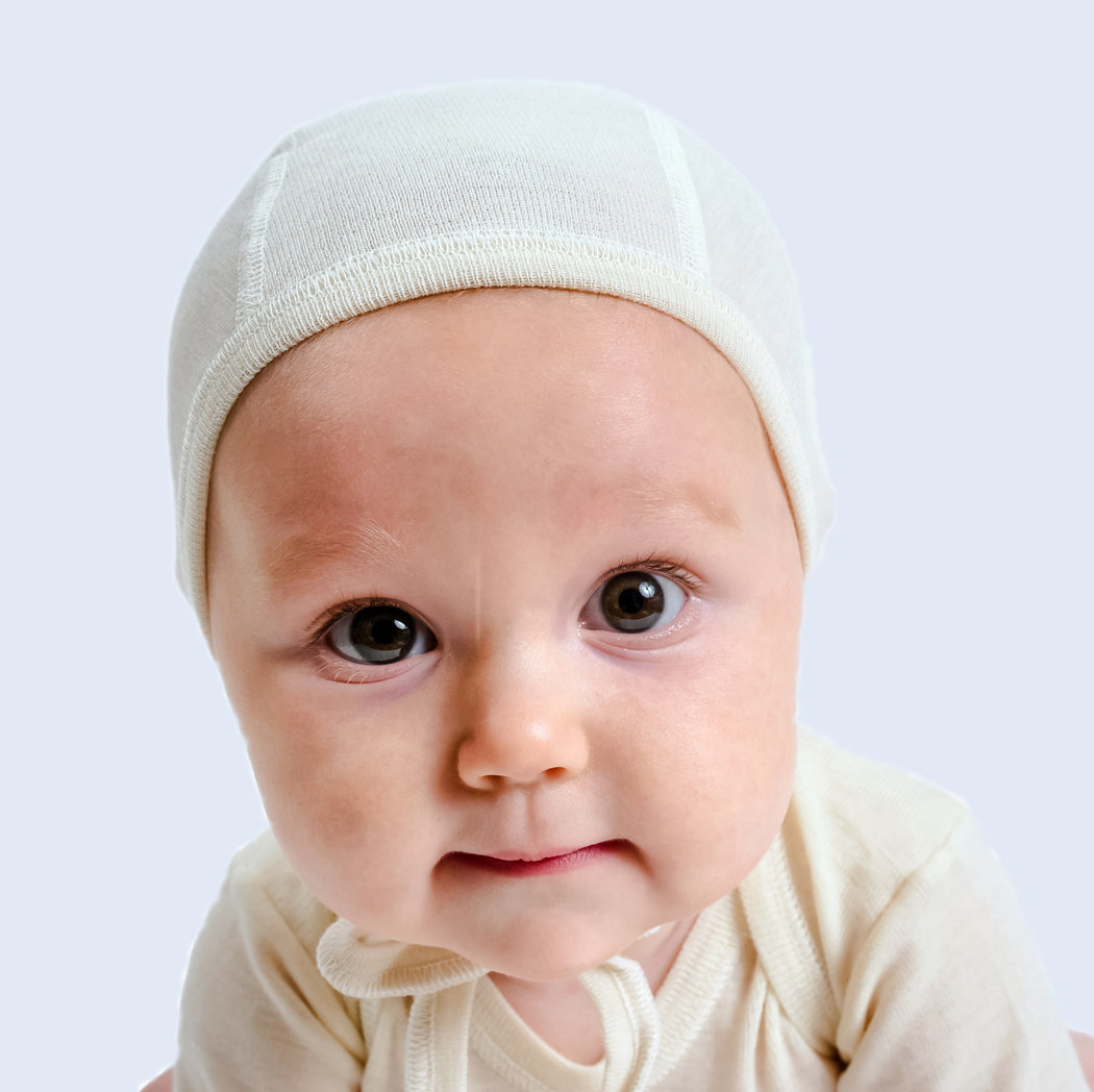 0-6 months Hocosa Pilot-Style Baby Cap in Organic Wool/Silk Blend – Danish Woolen Delight
