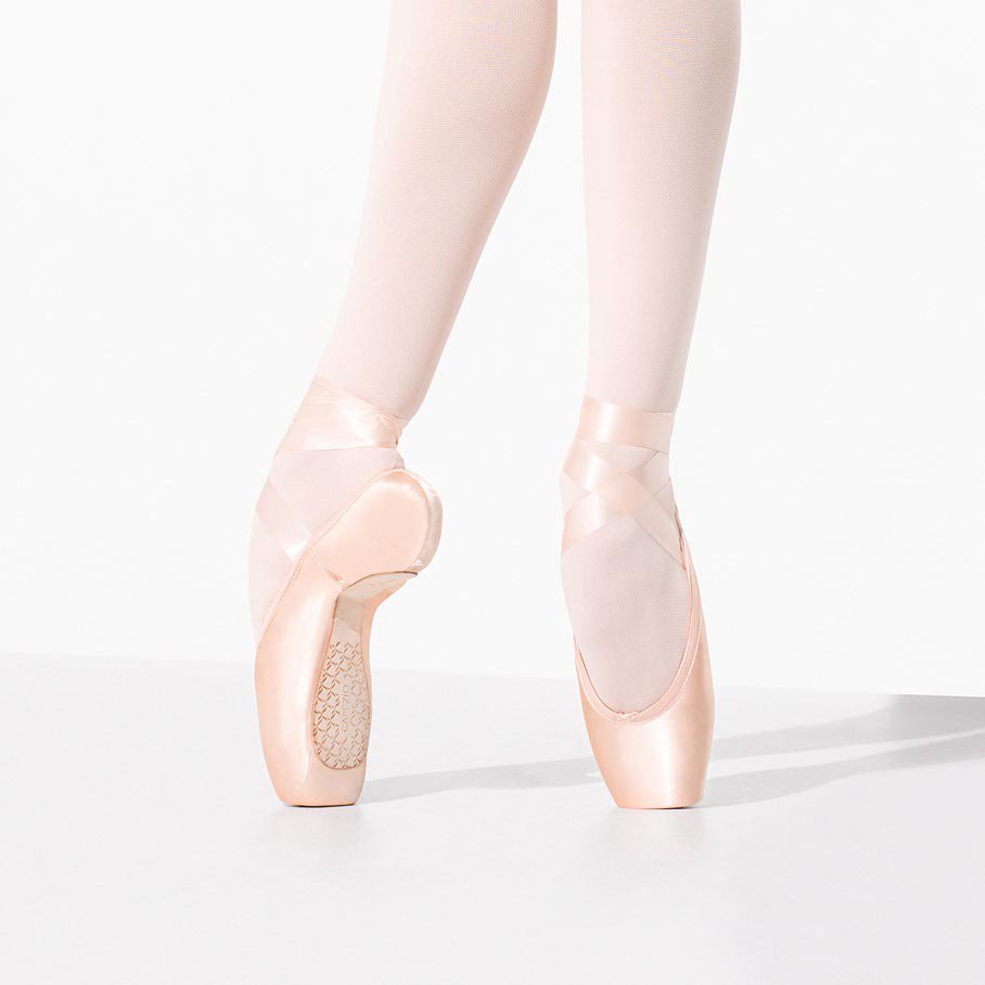 the dancing pointe