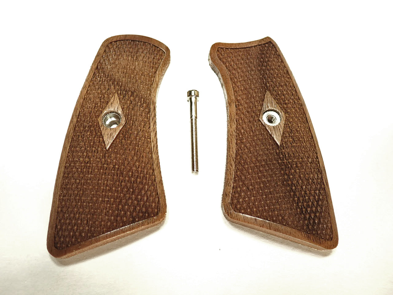 Walnut Diamond Checkered Ruger Gp100 Grip Inserts