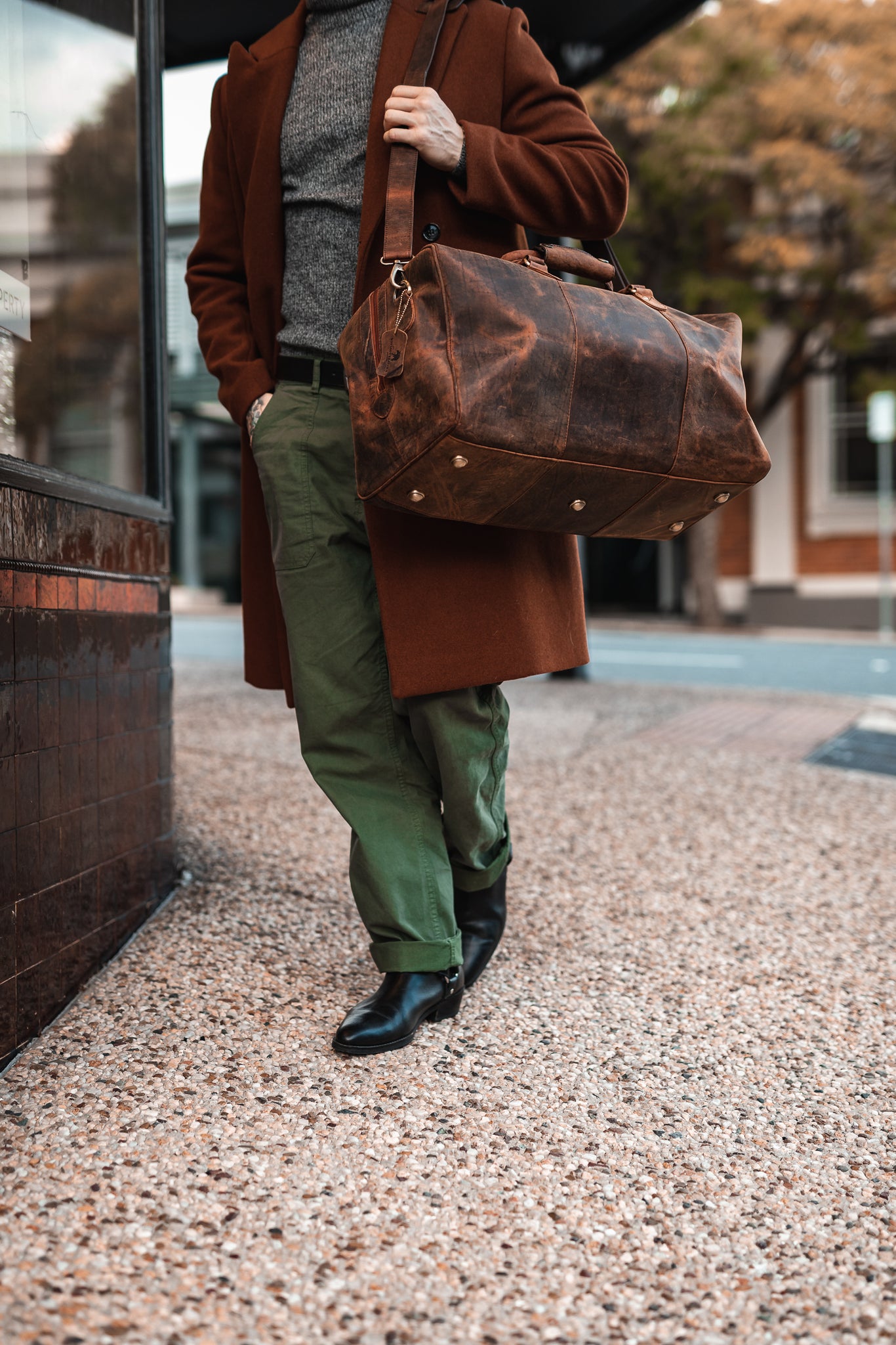 Discover our leather range of duffle bags, gym, and overnight weekend bags.