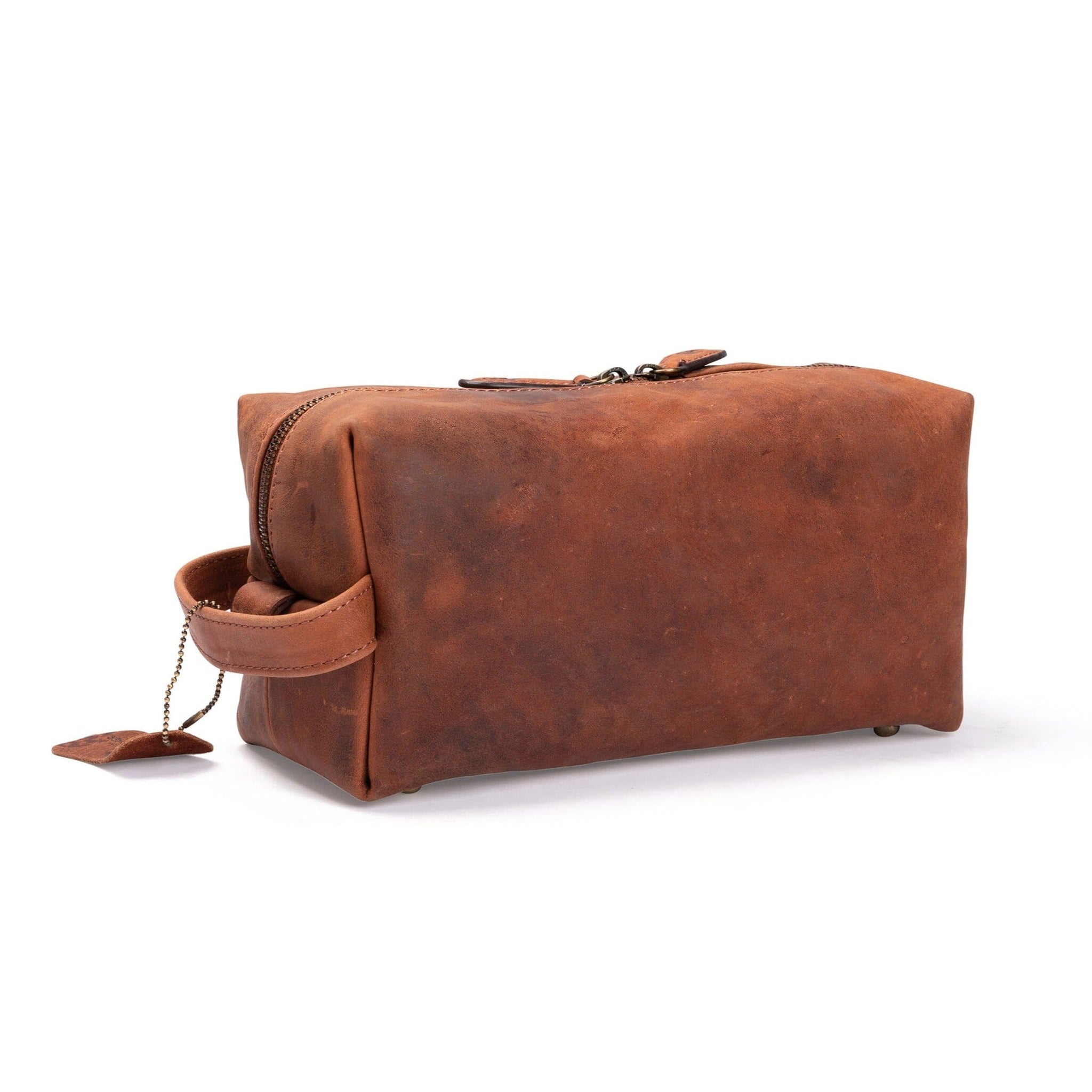 How to Shop for a Leather Toiletry Bag That Keep Your Essential Safe