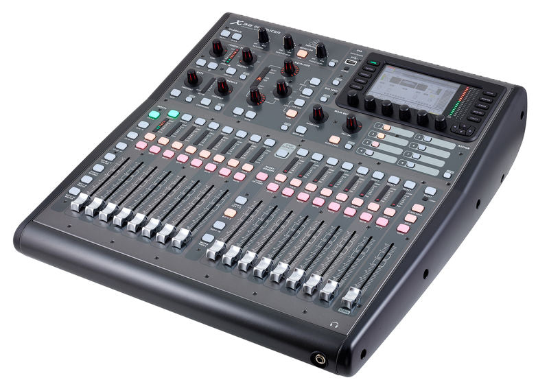 Behringer x32 compact vs Producer