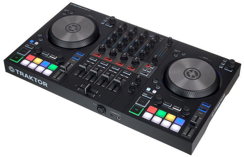 Traktor s4 vs s3