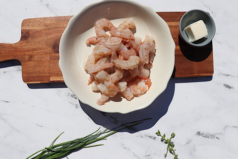 Shrimp peeled in bowl