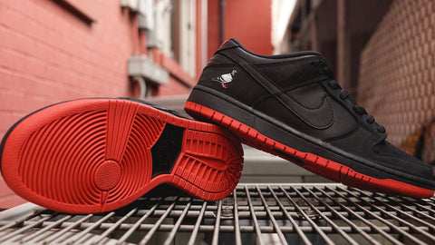 Black hot sale pigeons sb
