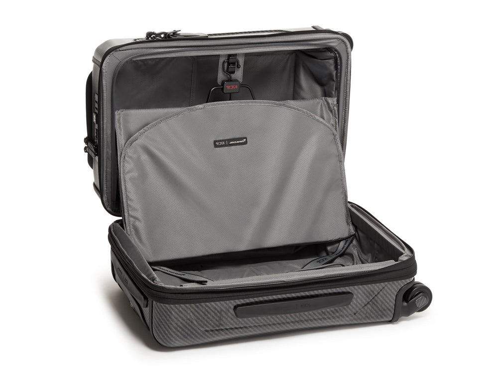 Carbon Fiber Suitcase from Swiss Luggage – Carbon Fiber Gear