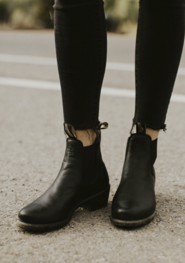 blundstone boots with heel