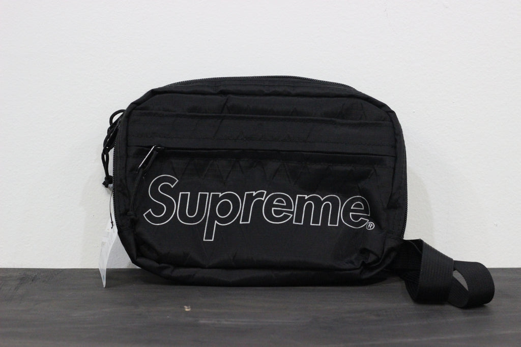 Supreme 18 Shoulder Bag Hot Fe83c C7ae3 - supreme shoulder bag black roblox scale