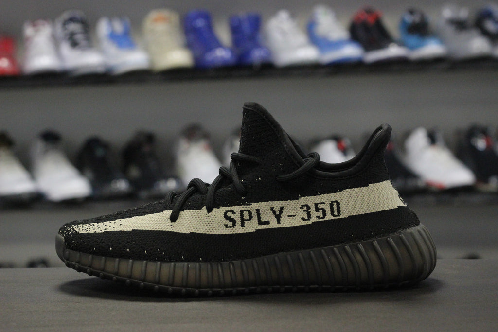 yeezy 350 v2 oreo restock