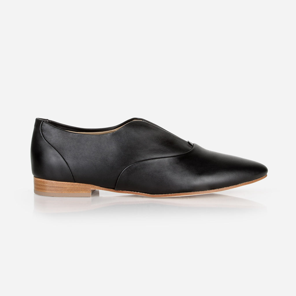 The 365 Slip-On Oxford Black | Poppy Barley