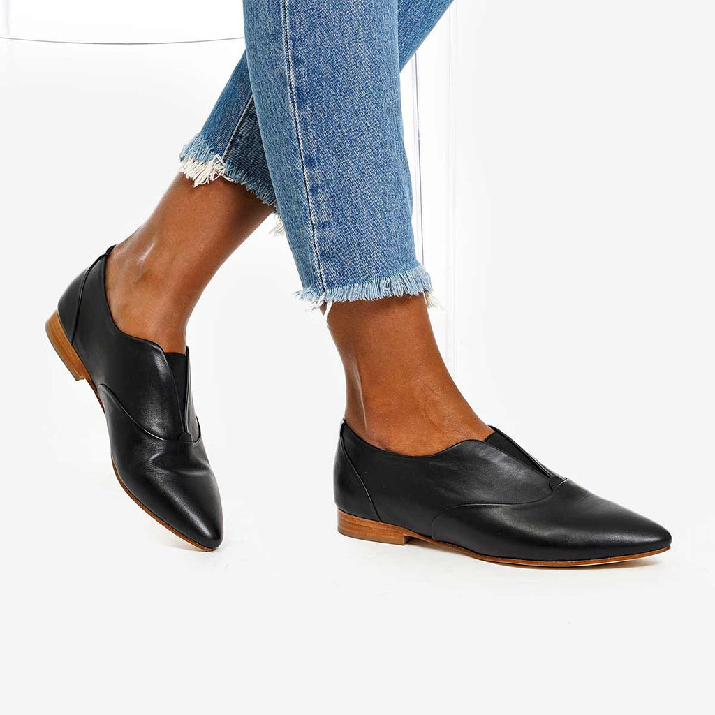 black leather oxfords womens