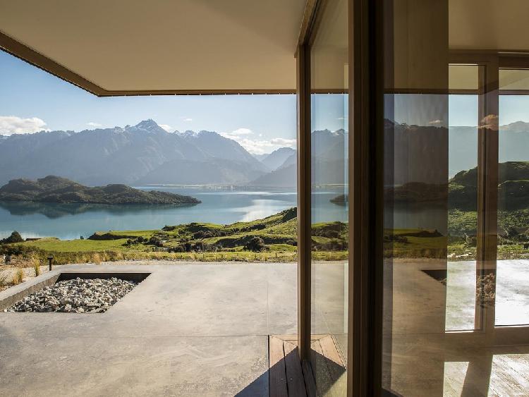 CupAboveTea_aro-ha-wellness-retreat-new-zealand-hotlist15.1