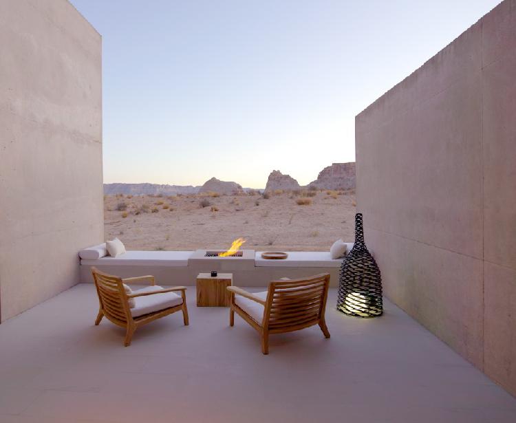 SipandSavour_giri_amangiri_suite_desert_lounge