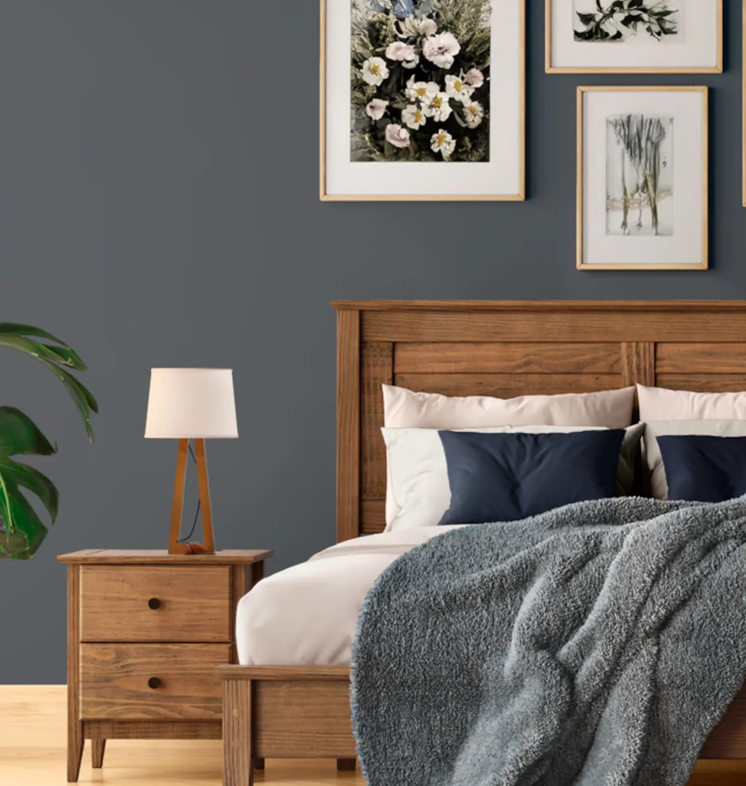 Dark wood solid wood bedroom set