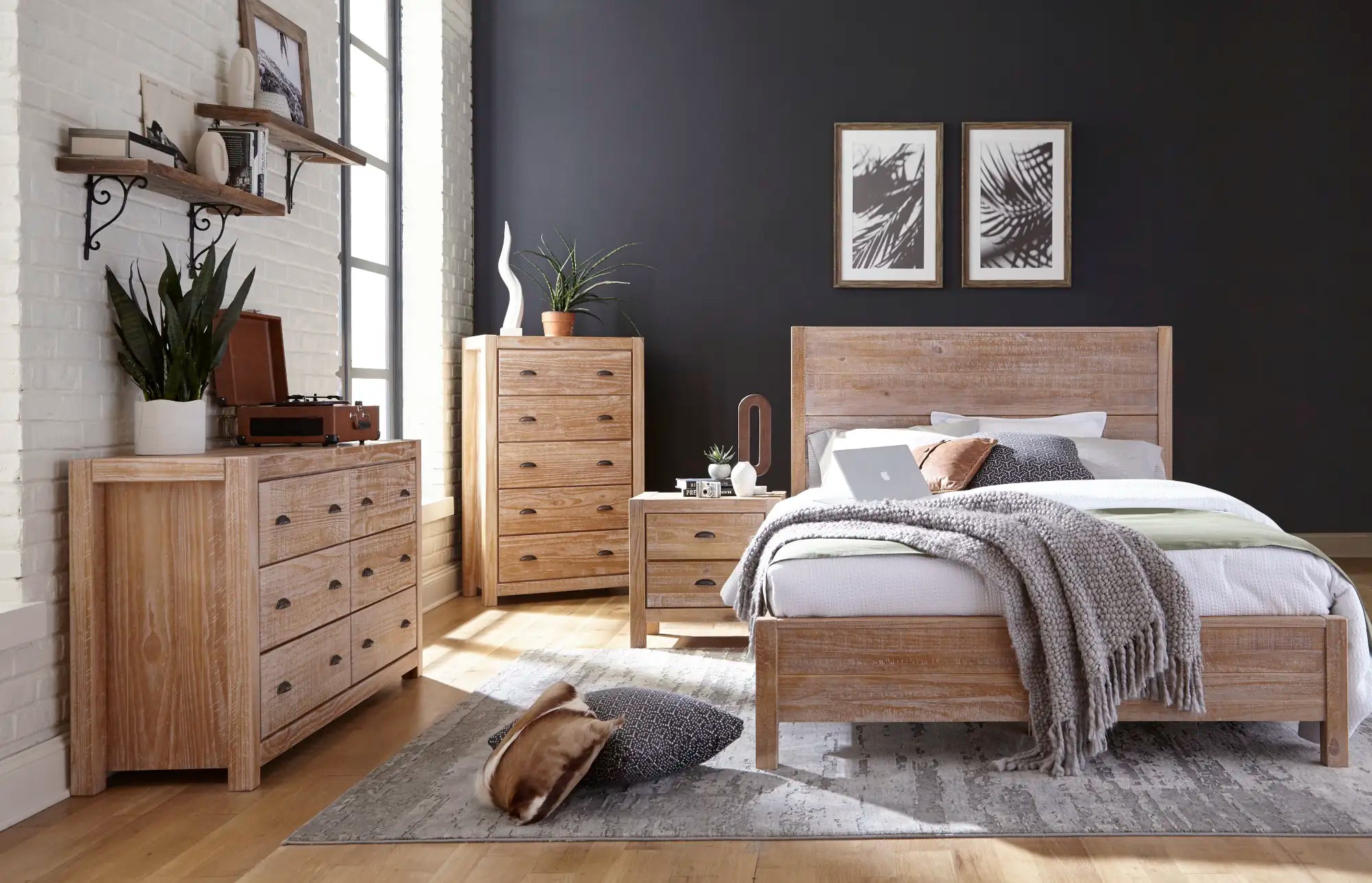 5-piece bedroom set solid wood | Montauk Collection