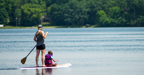 Paddle Lake George - Sara on Paul Bunyan