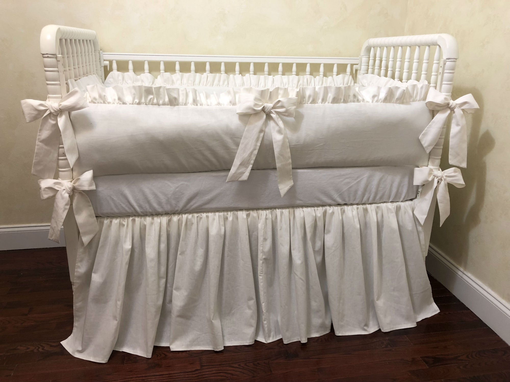 neutral crib bedding