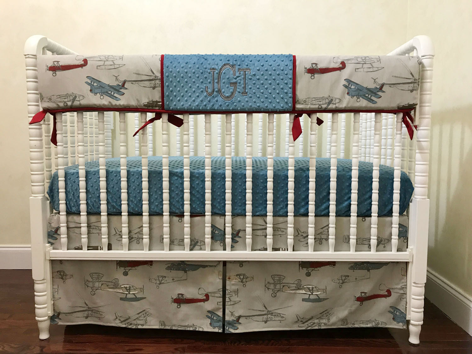 airplane crib bedding