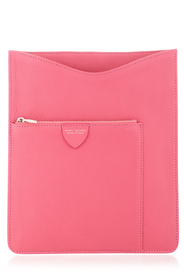 FENDI QUILTED Nude iPad® Case – PRET-A-BEAUTE