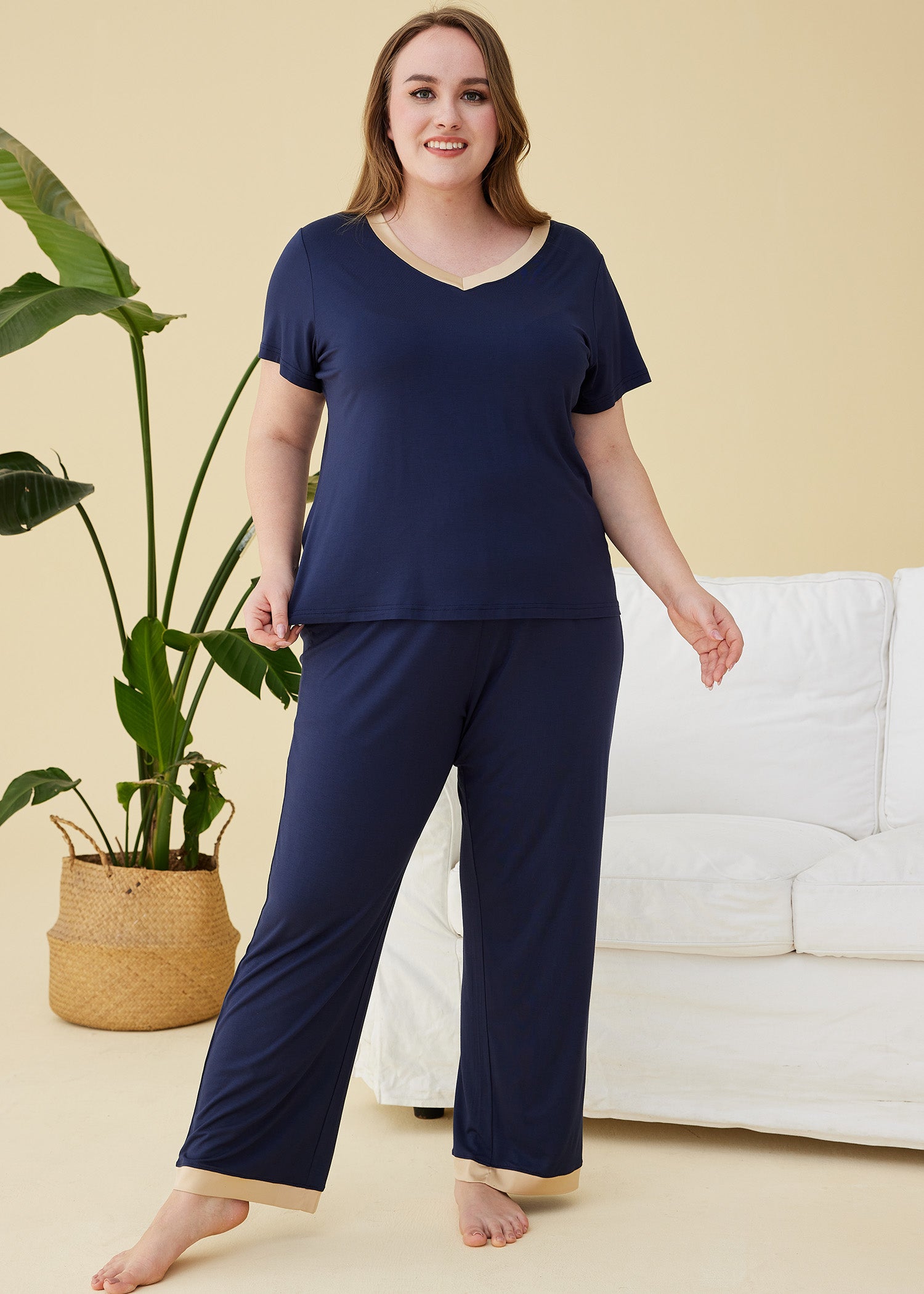 cafe Medic levering Women's V-Neck Sleepwear Short Sleeves Top with Pants Pajama Set – Latuza