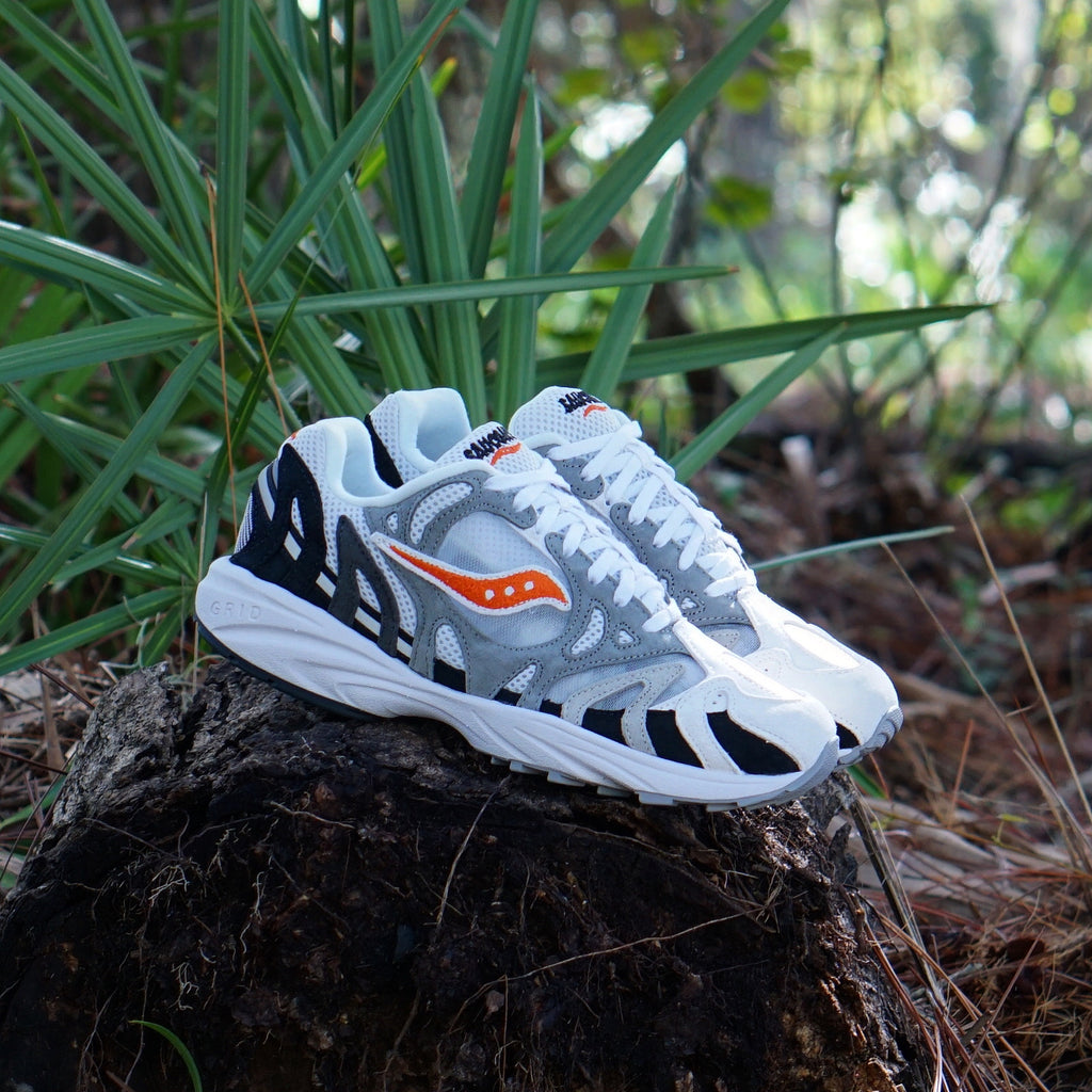 saucony azura white orange black