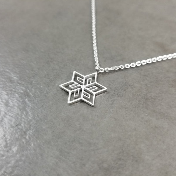 Flower Star Silver Necklace - Women's Fashion Jewelry – Lil Pepper Jewelry